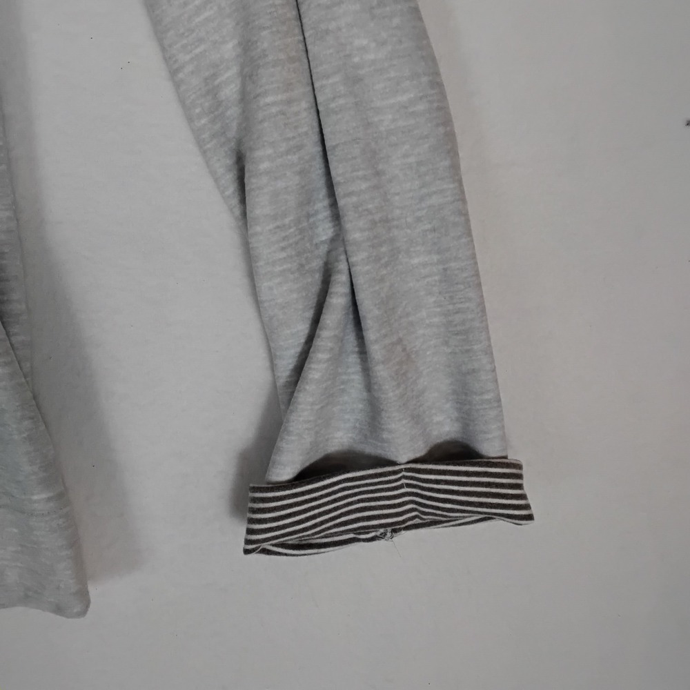 Rae Dunn Womens Gray "LOVE." Long Sleeve Top Heart Graphic Striped Cuffs XL - Picture 3 of 4